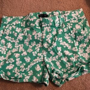 GAP shorts. Size 8